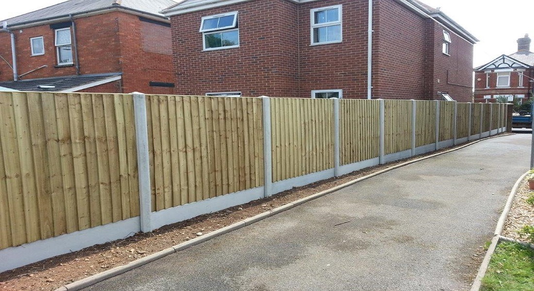 Lewis Fencing Fencing Contractors Poole, Bournemouth, Dorset